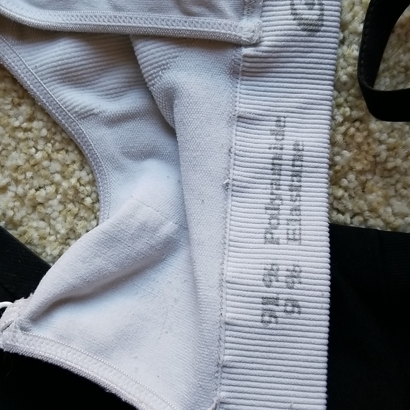 7 maternity bras - Picture 5 of 10